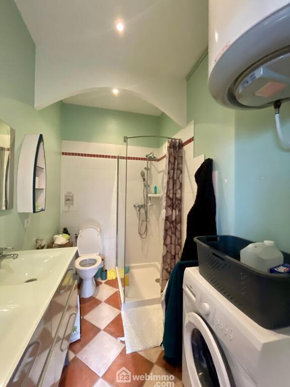 Maison - 185 m² - 8 pièces