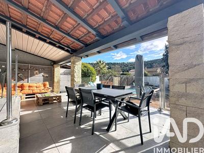 Maison - 115 m² - 5 pièces