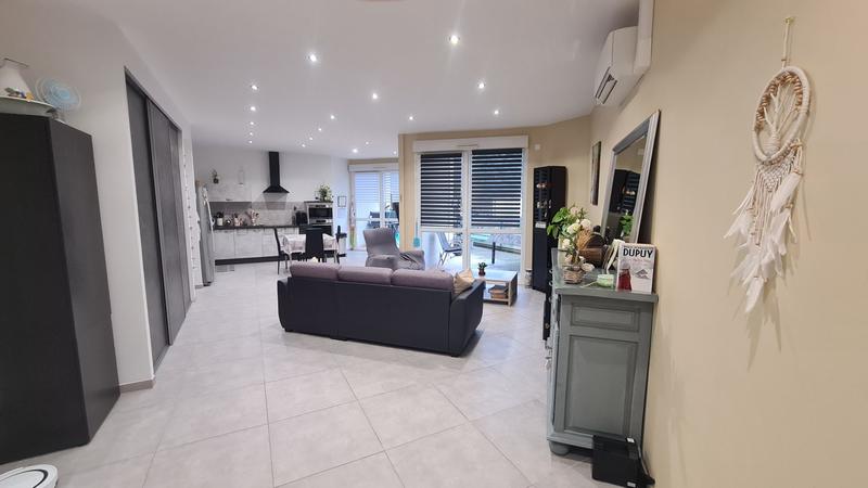 Appartement - 92 m² - 3 pièces