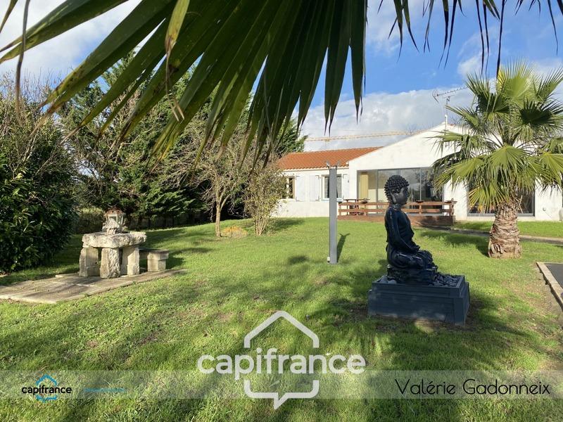 Local commercial - 143 m² - 5 pièces