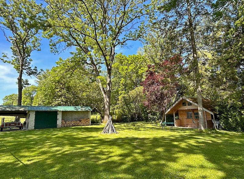 Maison - 259 m² - 6 pièces