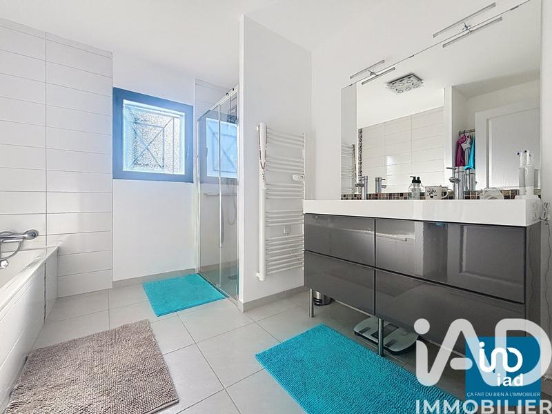 Maison - 136 m² - 8 pièces