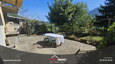 Maison - 96 m² - 5 pièces