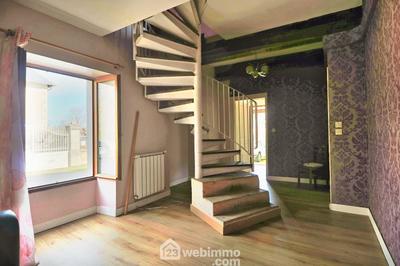 Maison - 93 m² - 4 pièces