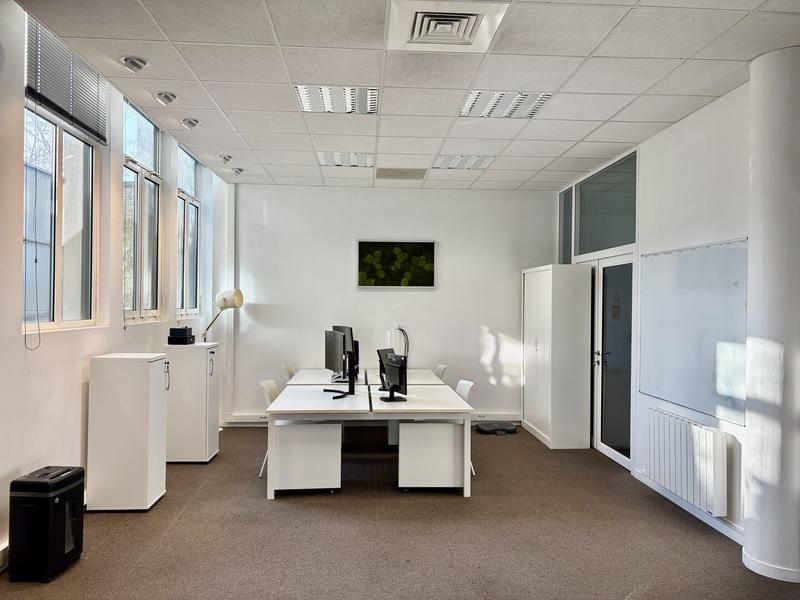Immeuble de bureaux - 220 m² - 5 pièces