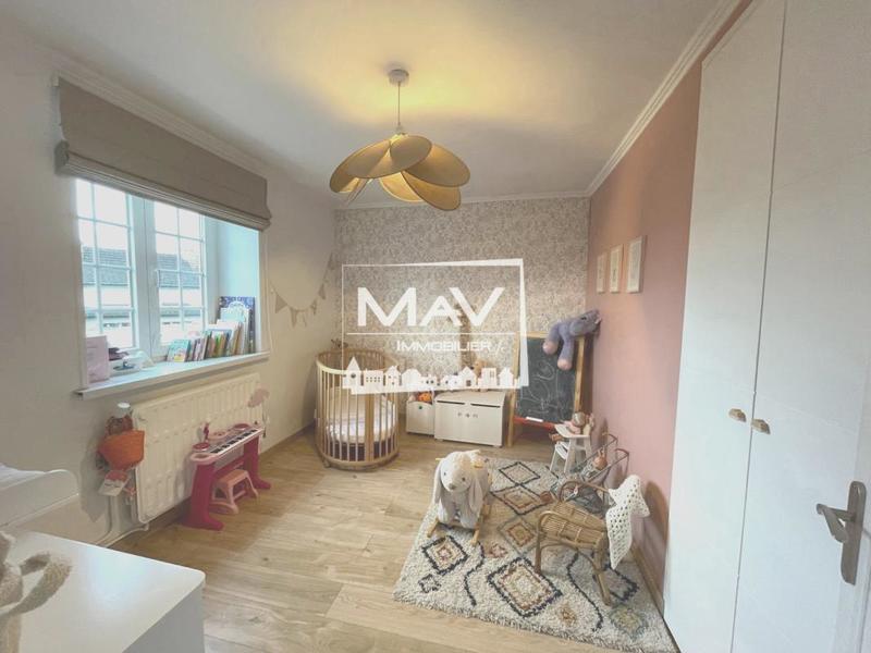 Maison - 121 m² - 5 pièces