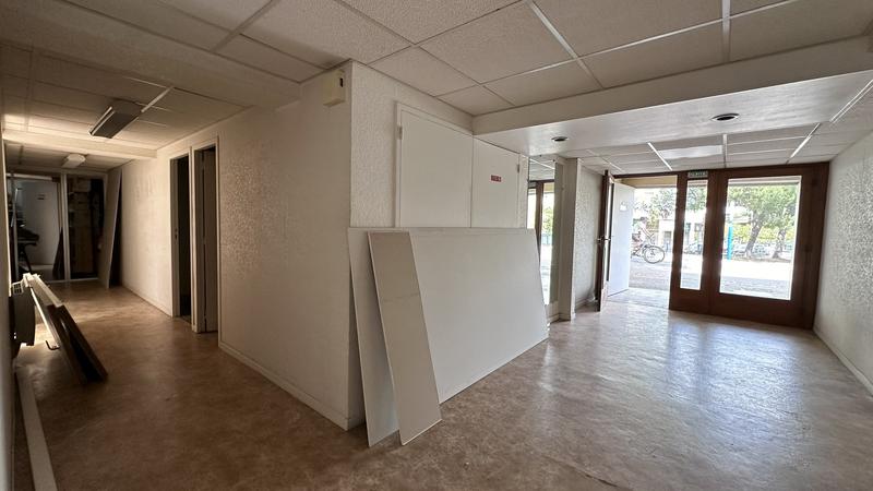 Bureau - 133 m² - 6 pièces