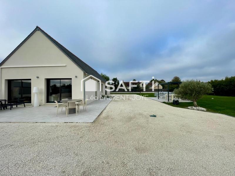 Maison - 160 m² - 5 pièces