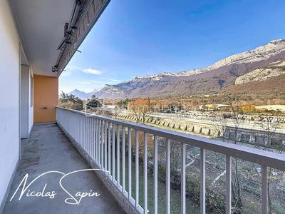 Appartement - 69 m² - 4 pièces