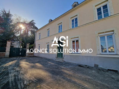 Maison - 339 m² - 8 pièces