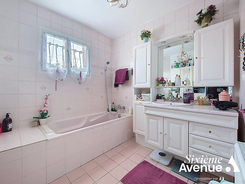 Maison - 125 m² - 7 pièces