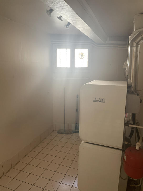 Maison - 250 m² - 6 pièces