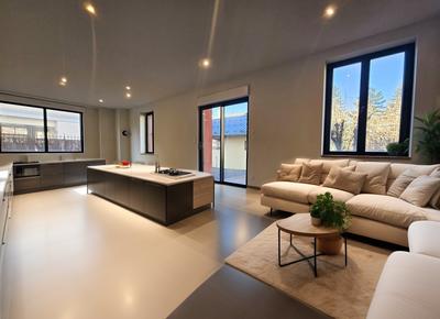 Appartement - 133 m² - 5 pièces