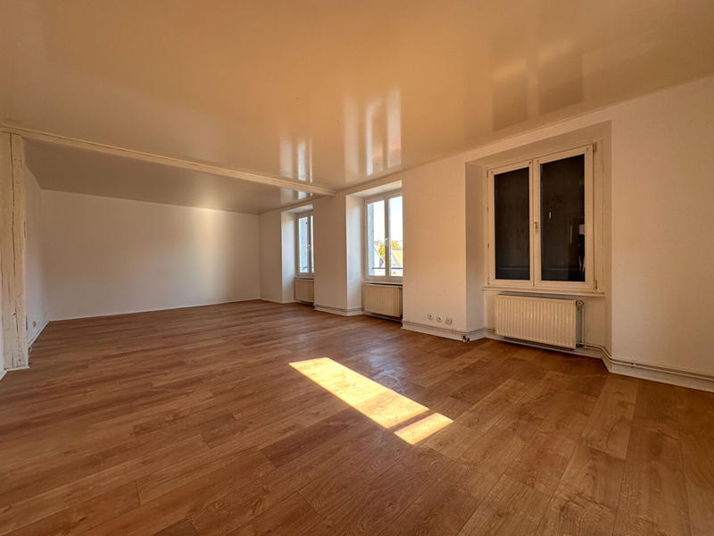 Immeuble - 214 m² - 9 pièces