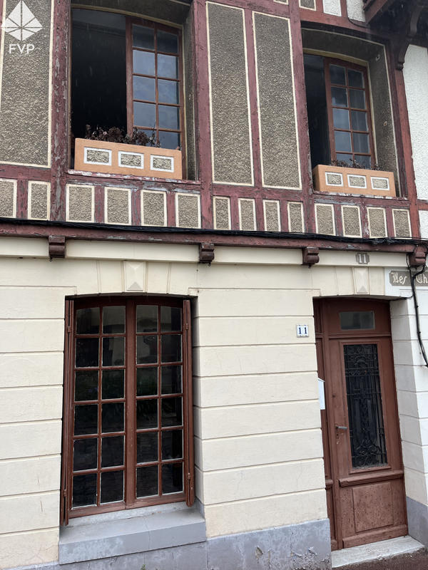 Maison - 97 m² - 6 pièces