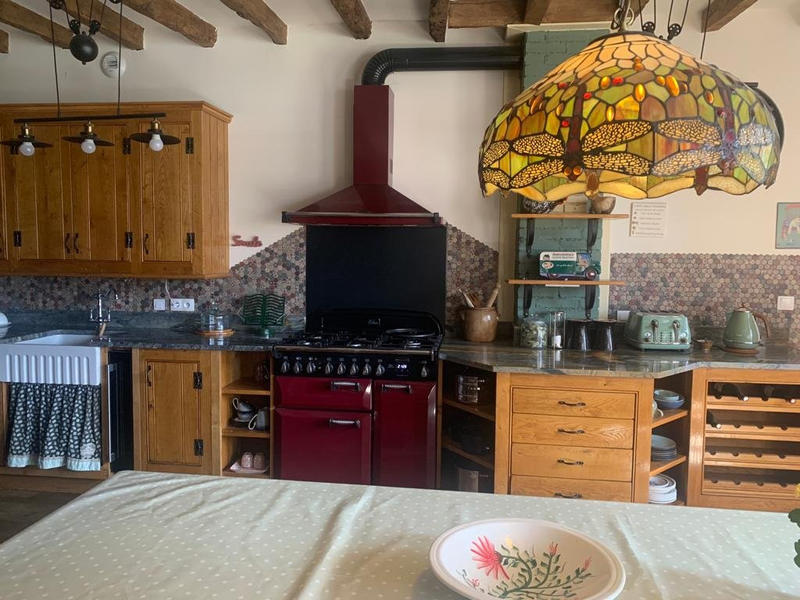 Maison - 220 m² - 10 pièces