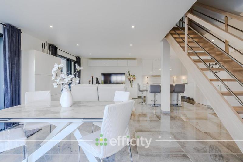 Maison - 145 m² - 5 pièces