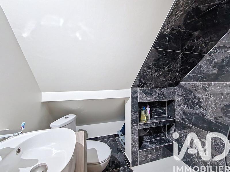 Maison - 86 m² - 4 pièces