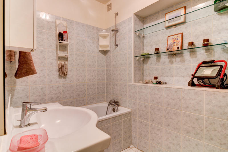 Maison - 270 m² - 8 pièces