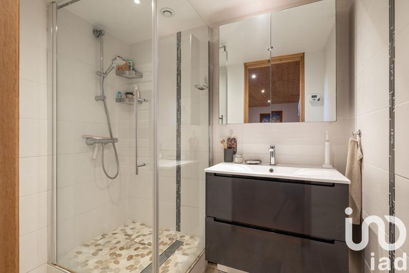 Maison - 208 m² - 6 pièces