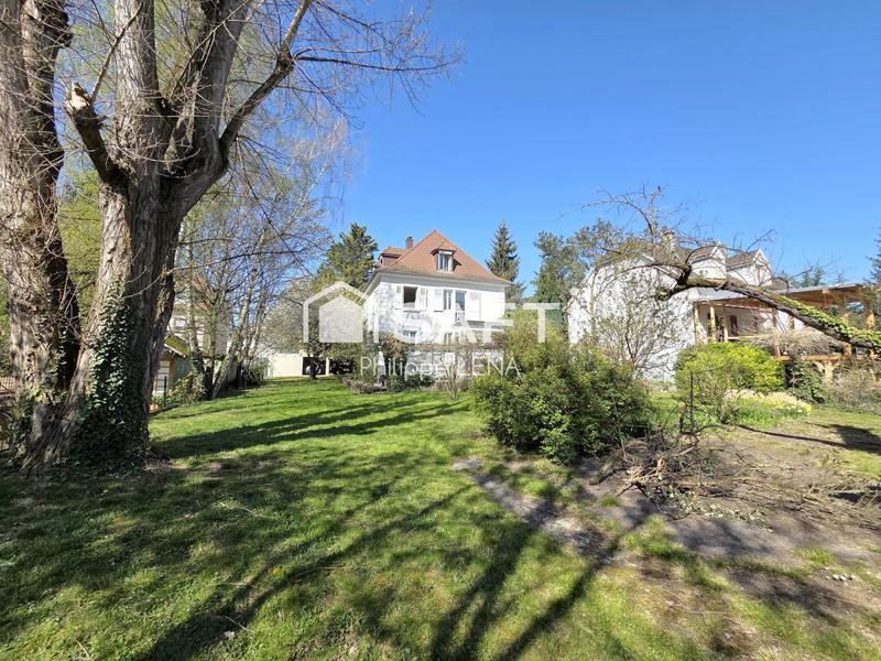 Villa - 194 m² - 8 pièces