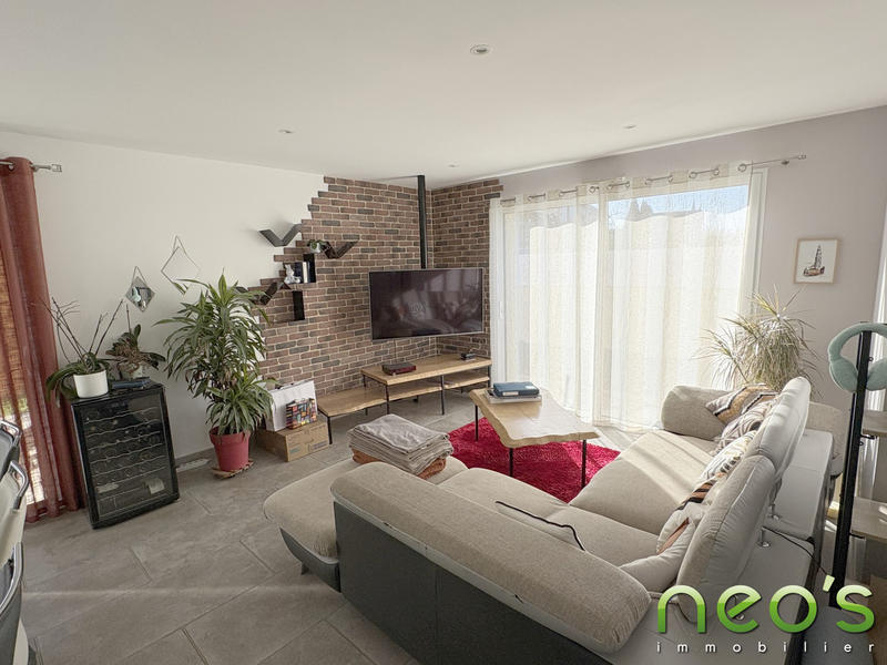 Maison - 93 m² - 4 pièces