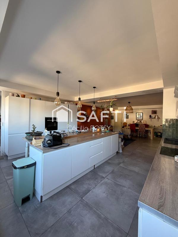 Appartement - 126 m² - 5 pièces