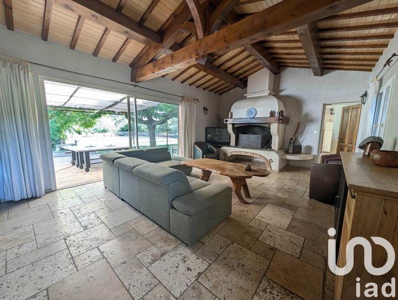 Maison - 200 m² - 7 pièces