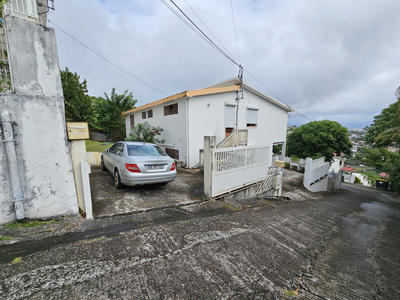 Villa - 230 m² - 10 pièces