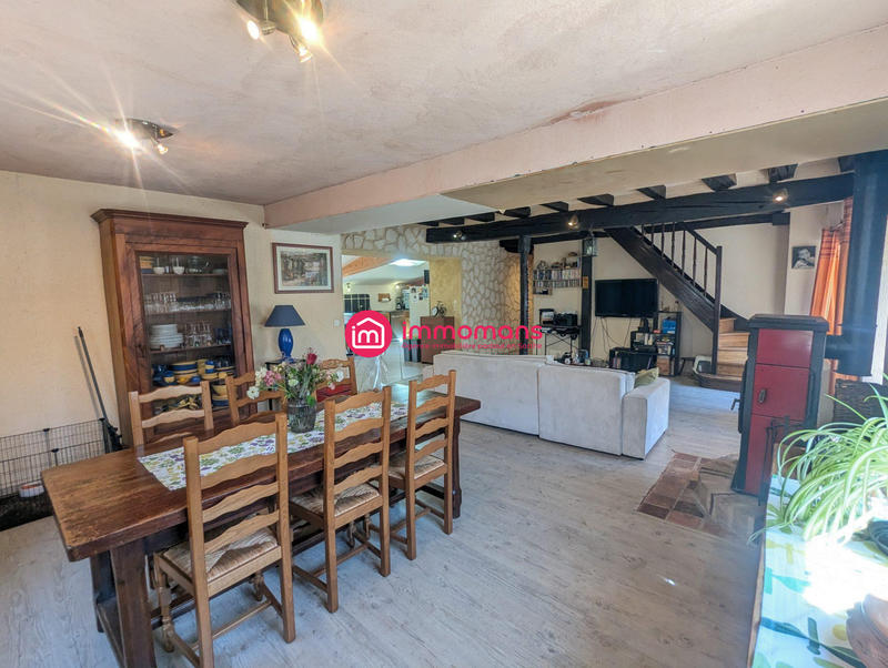 Maison - 142 m² - 7 pièces