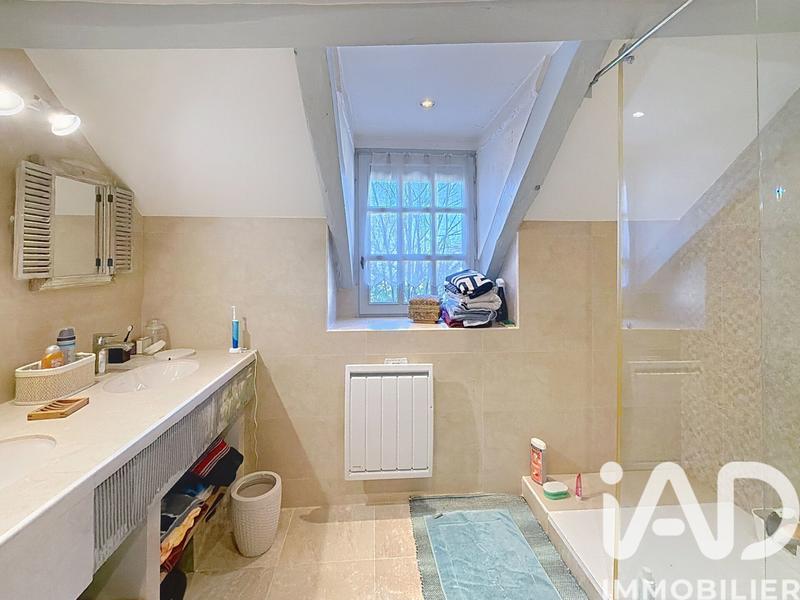 Maison - 310 m² - 8 pièces