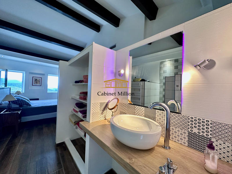 Maison - 165 m² - 5 pièces