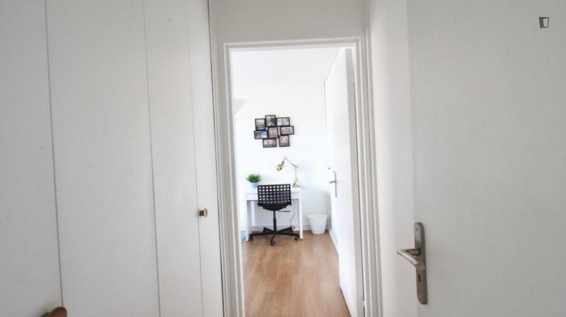 Chambre - 11 m² - 4 pièces