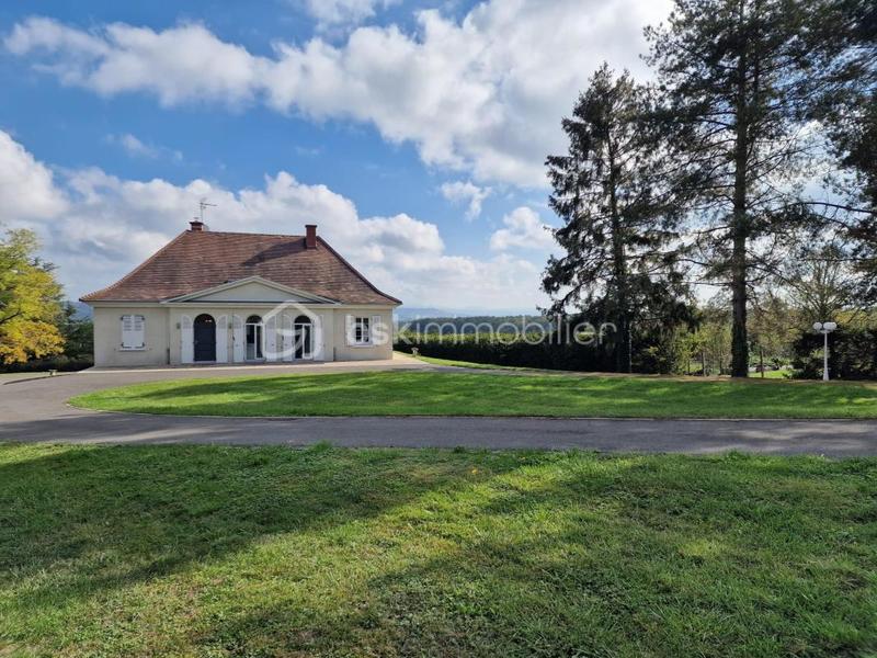 Villa - 205 m² - 7 pièces