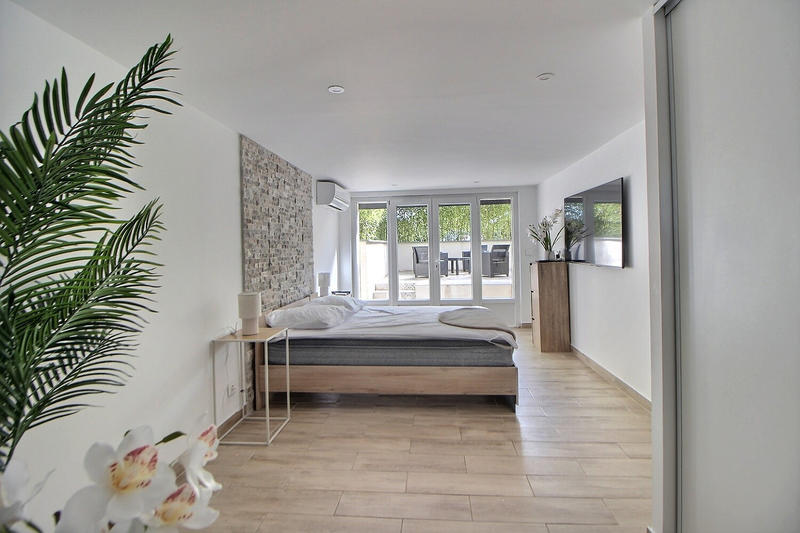 Maison - 179 m² - 8 pièces