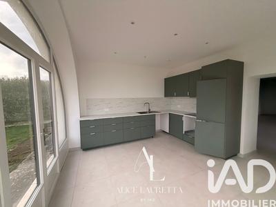 Appartement - 210 m² - 6 pièces