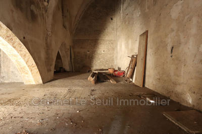 Maison - 240 m² - 4 pièces