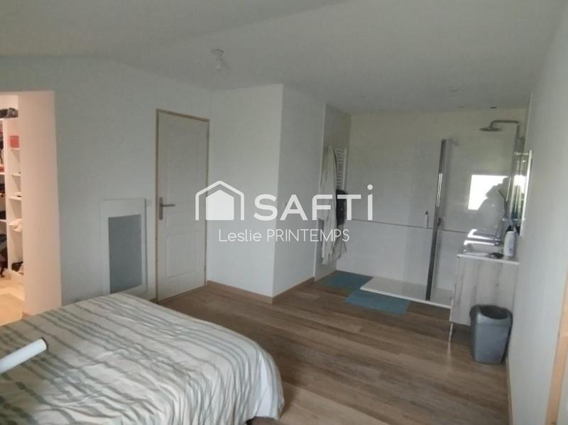 Maison - 186 m² - 7 pièces