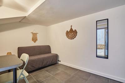 Studio - 12 m² - 1 pièce