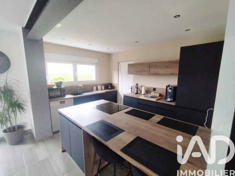 Maison - 110 m² - 6 pièces