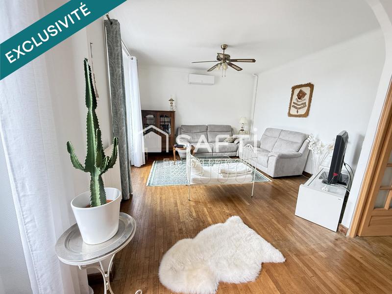 Maison - 235 m² - 7 pièces