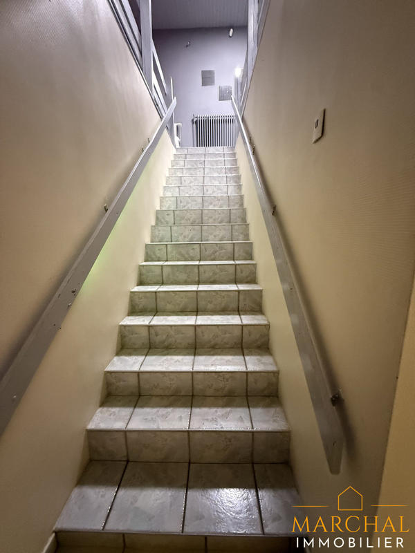 Maison - 265 m² - 7 pièces