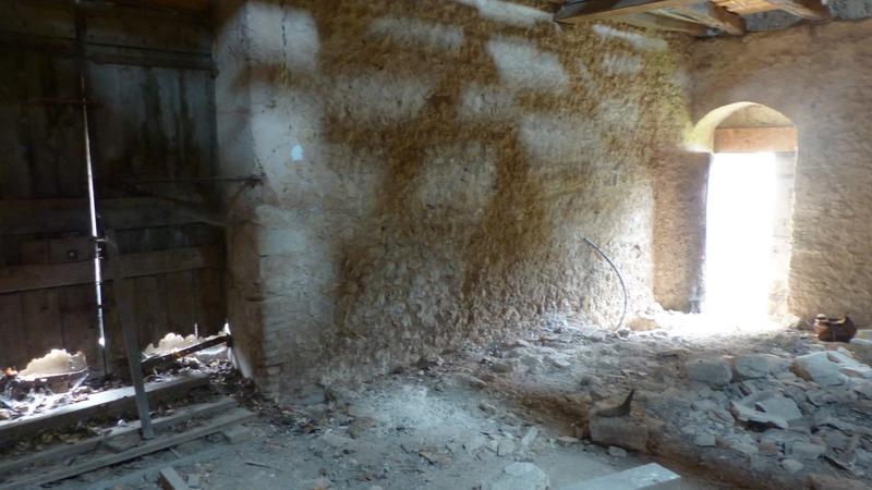 Grange - 100 m² - 2 pièces