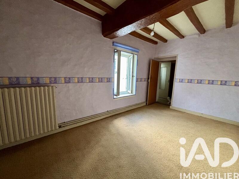 Maison - 280 m² - 11 pièces