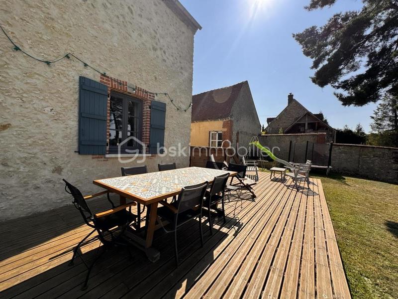 Propriété - 265 m² - 12 pièces