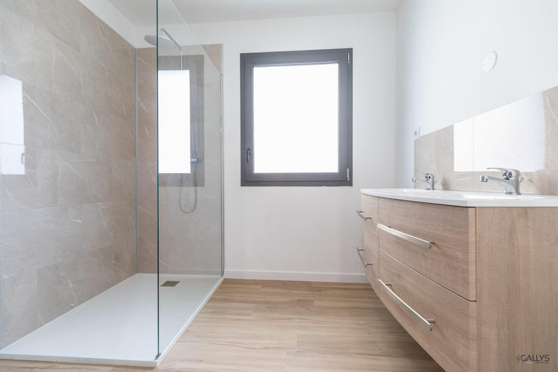 Maison - 142 m² - 6 pièces