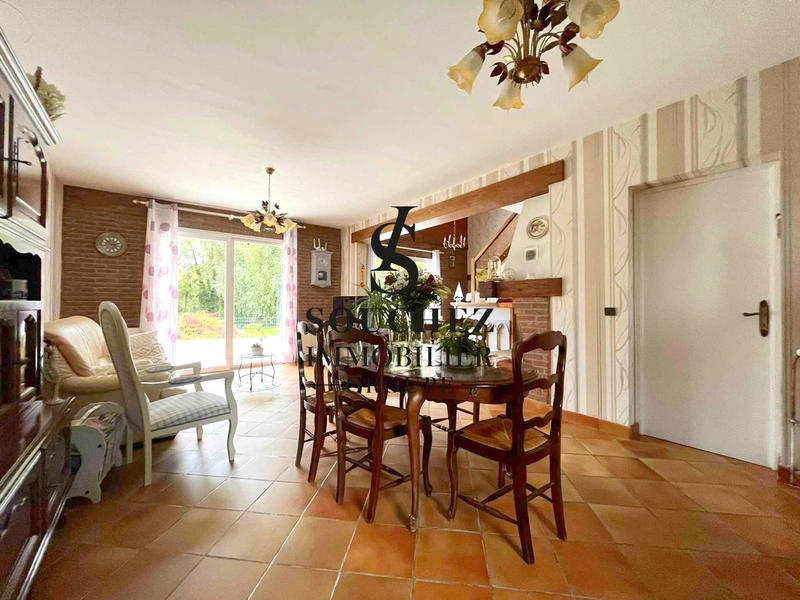 Maison - 140 m² - 5 pièces