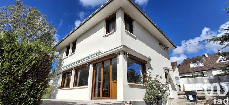 Maison - 196 m² - 2 pièces