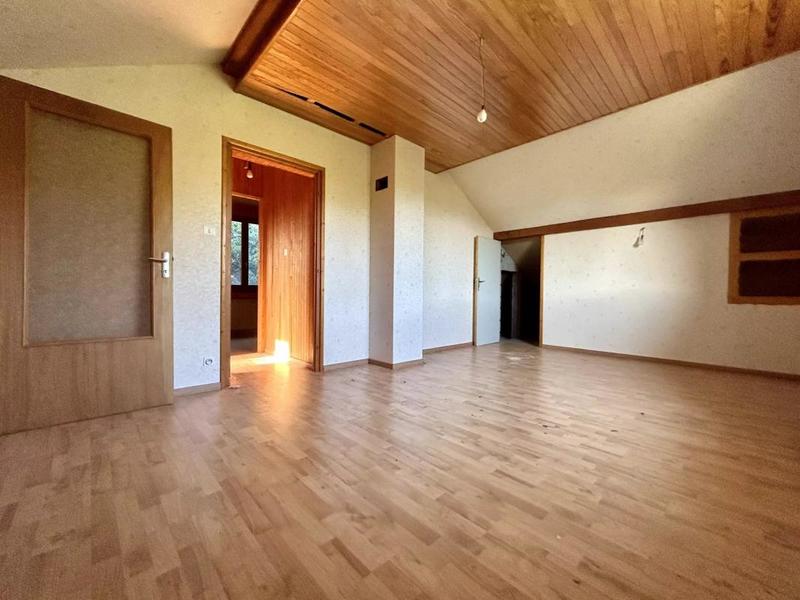 Appartement - 109 m² - 4 pièces