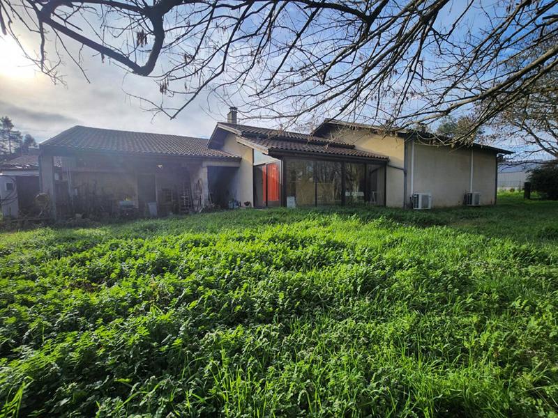 Maison - 180 m² - 6 pièces